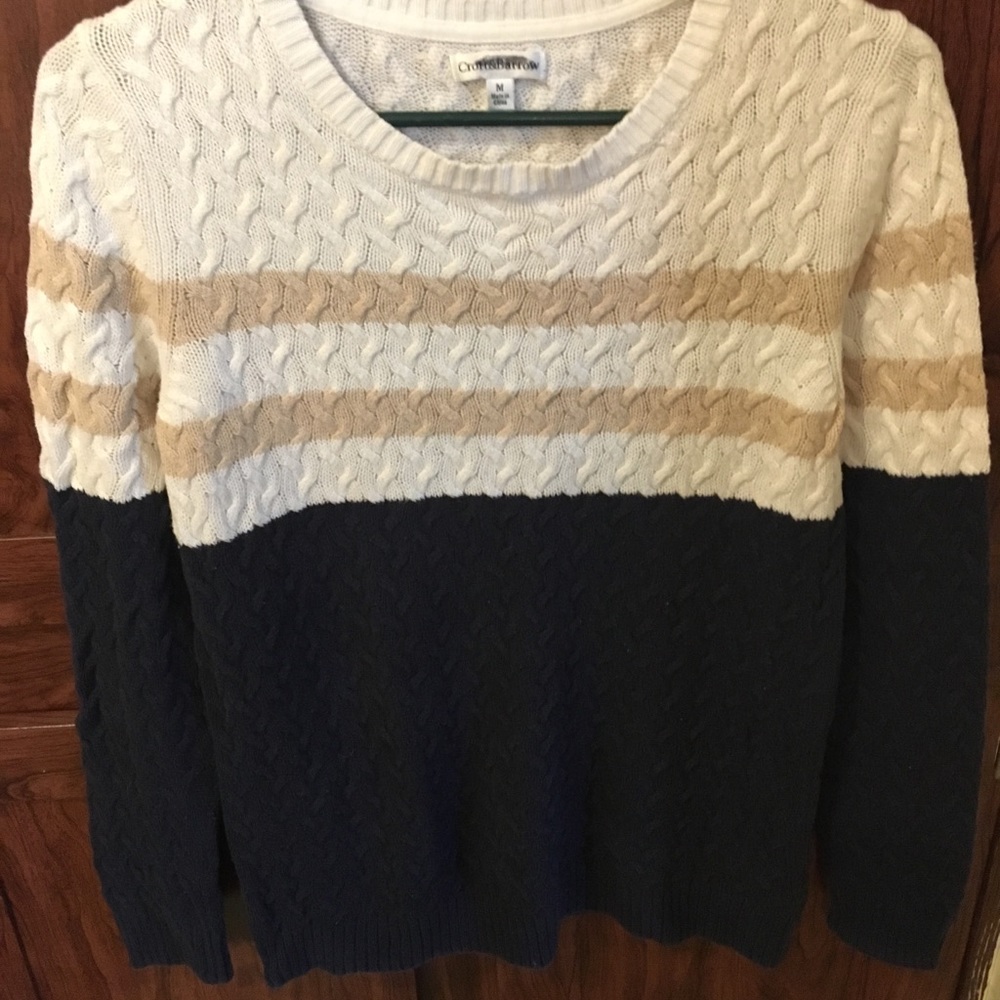 ****SOLD**** Comfy pullover sweater size M